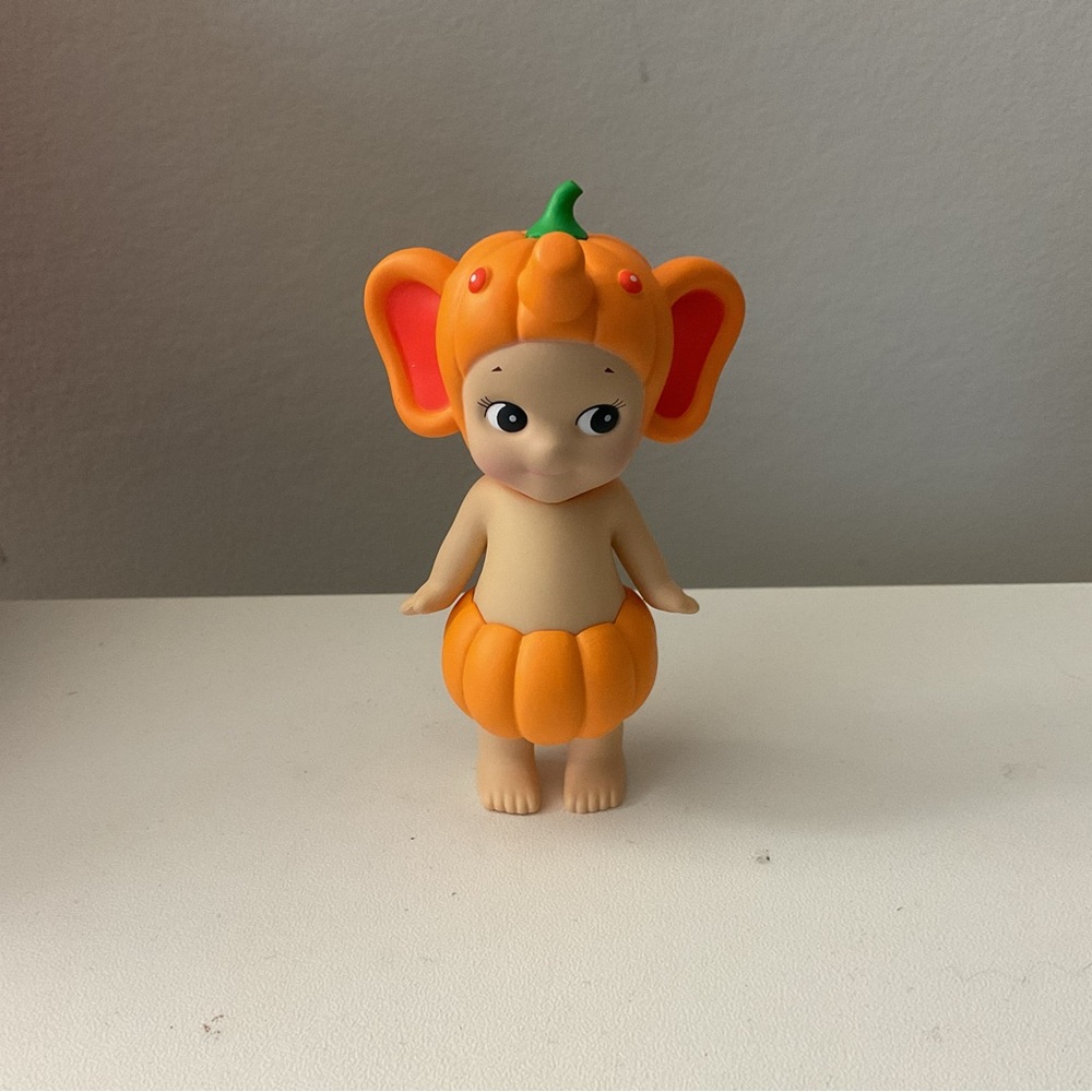 Sonny Angel Pumpkin Patch series - Elephant 🎃🐘